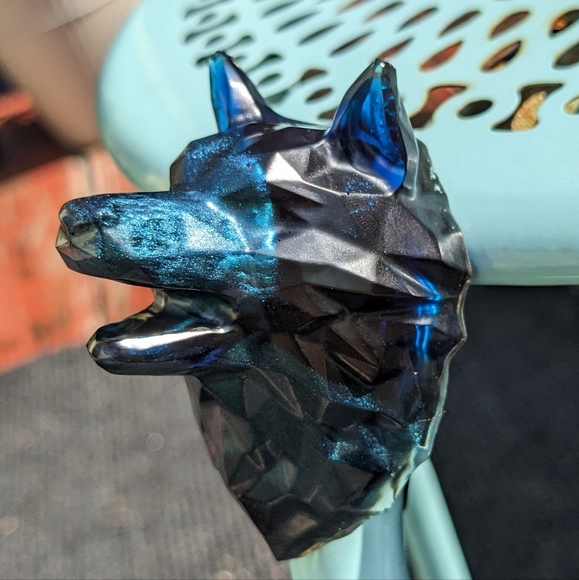 Hand Crafted Other - Wolf Magnet Metallic Blue Huskie Dog Resin Handmade Art Cool Gift Artisan Wolves